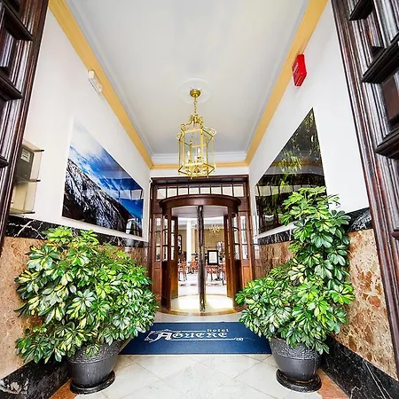 Hotel Aguere *